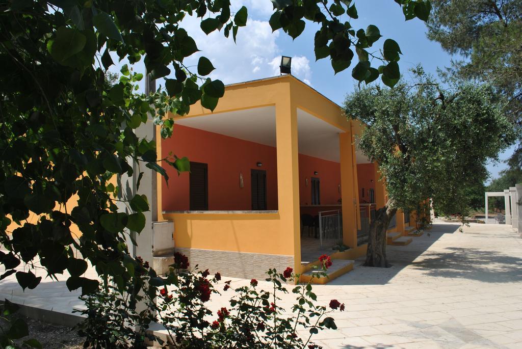Tenuta La Spezia Carpignano Salentino Exterior foto